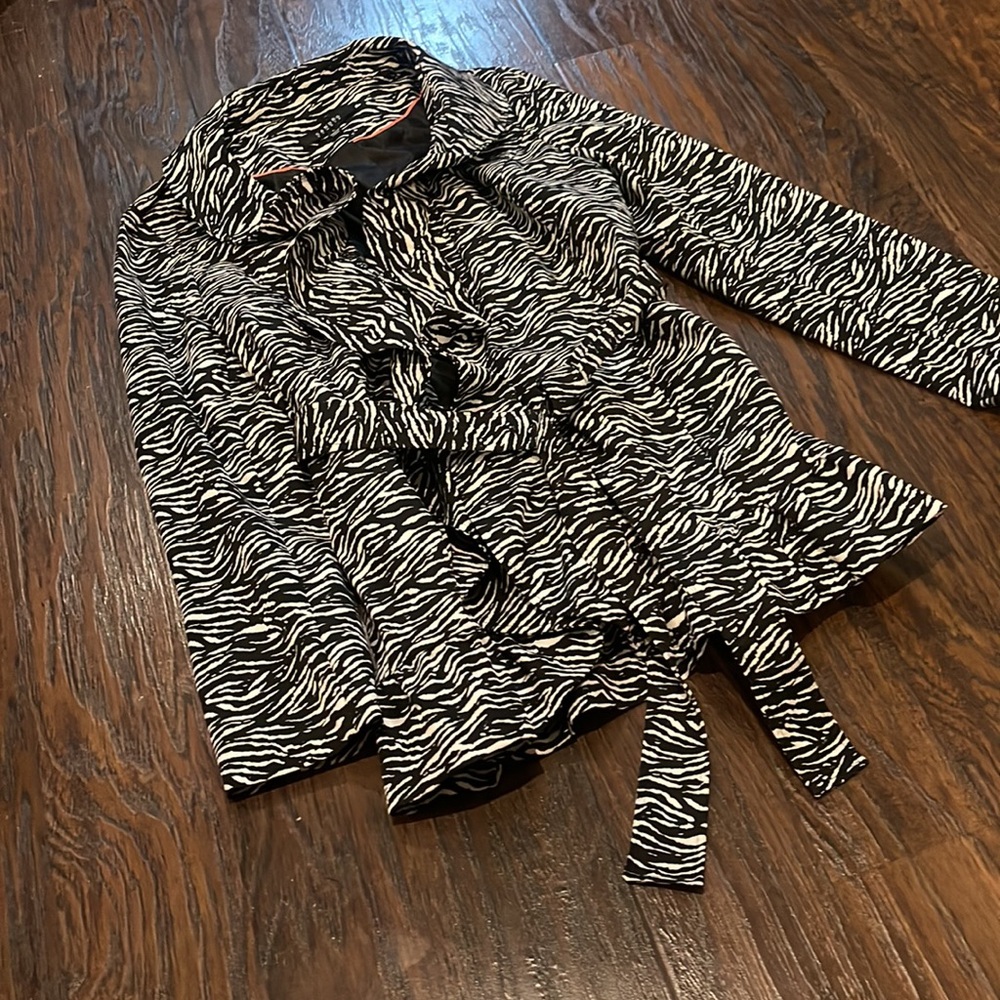 Sandro- Leopard Spring Coat - Picture 3 of 5